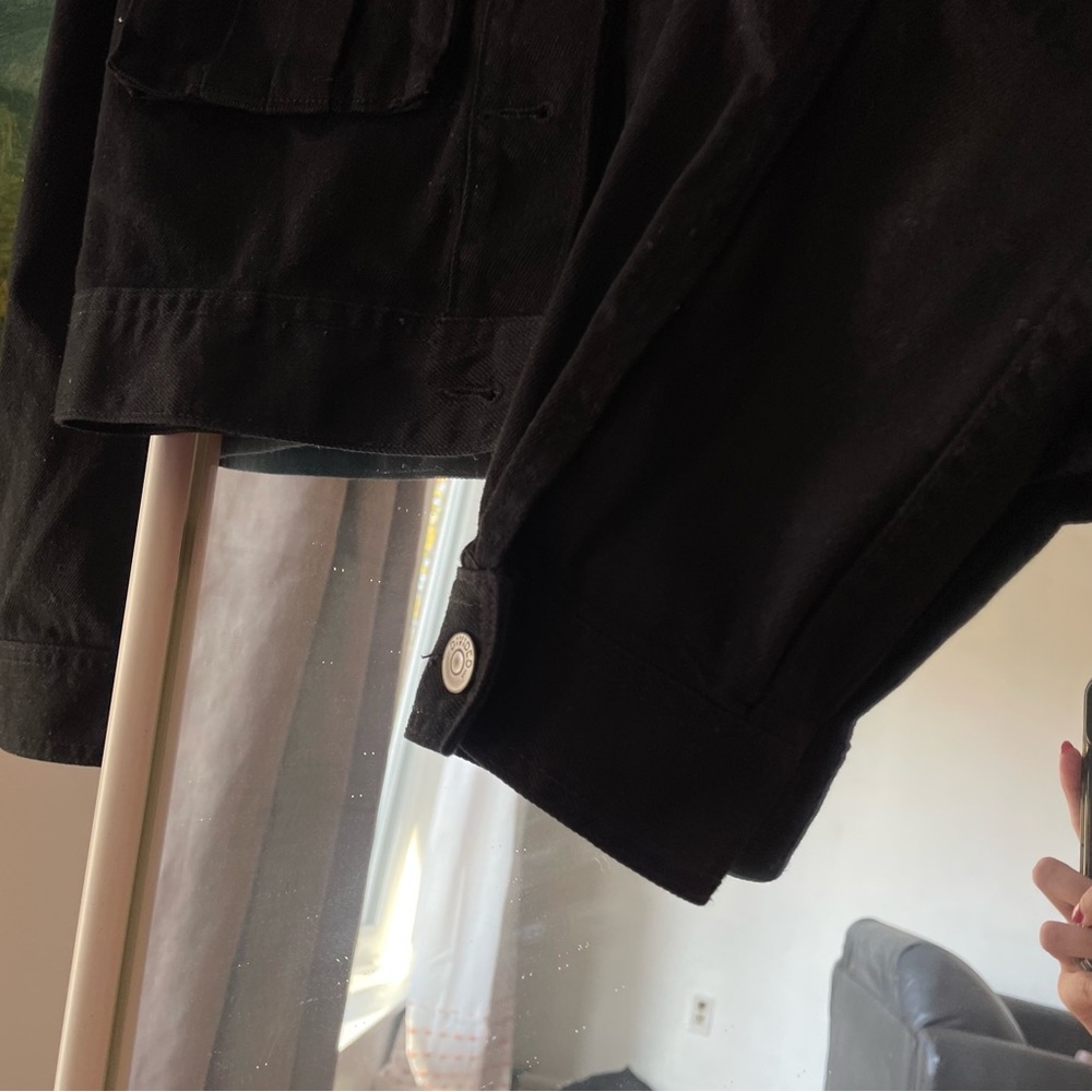 Black Cropped Jacket - Picture 4 of 6
